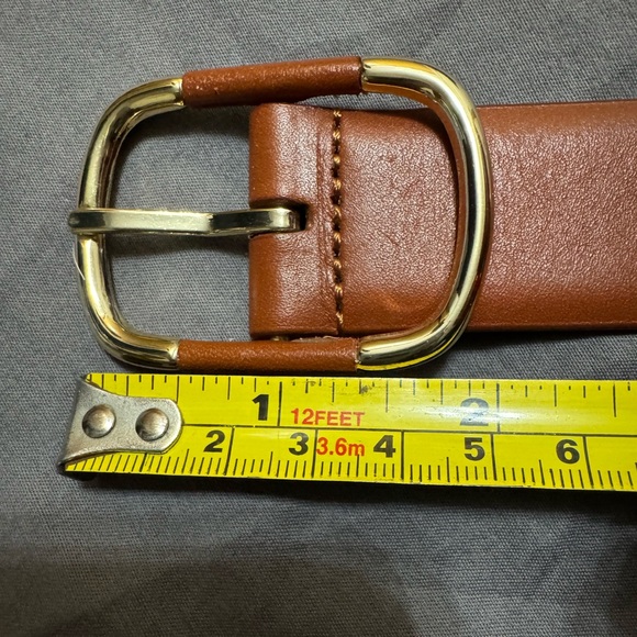 J. Crew Cognac Brown Leather Women’s Belt Size Medium - Picture 5 of 9